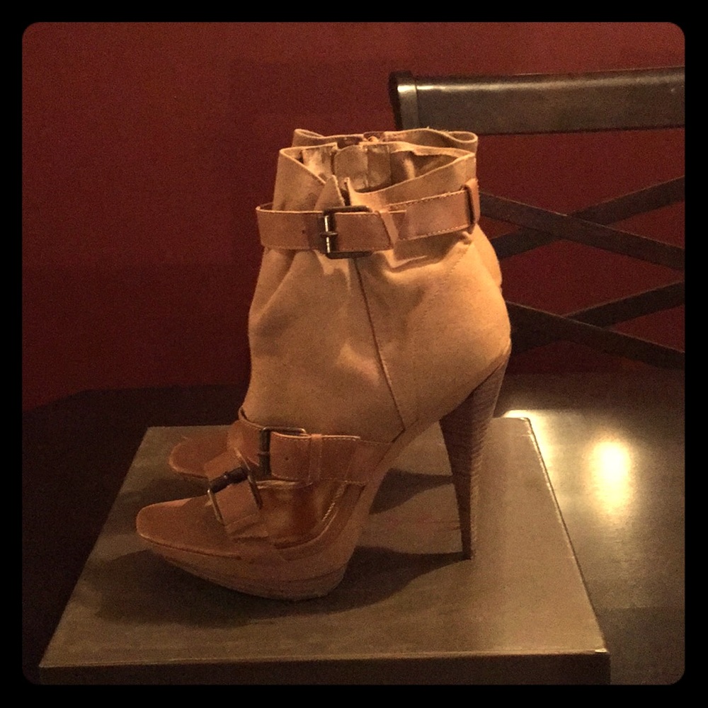 Canvas Bootie Sandal!!!